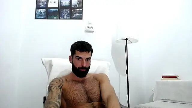 Verycutex online show from October 18, 8:09 pm