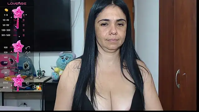 Snapshot of selena_ferri chatting on January 7, 10:08 pm selena ferri online show from January 7, 10:08 pm