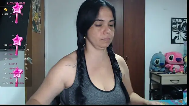 Snapshot of selena_ferri chatting on March 21, 1:56 am selena ferri online show from March 21, 1:56 am