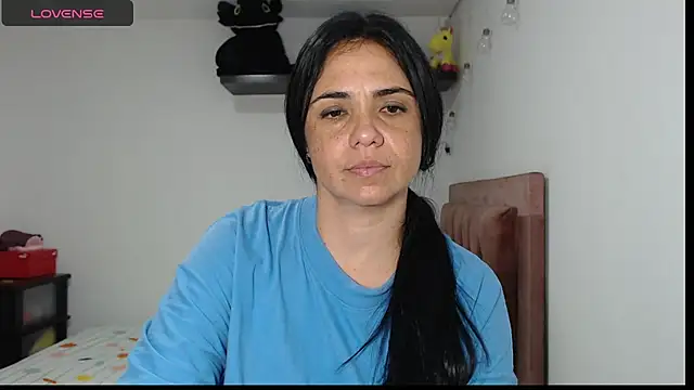 Snapshot of selena_ferri chatting on November 13, 1:26 am selena ferri online show from November 13, 1:26 am