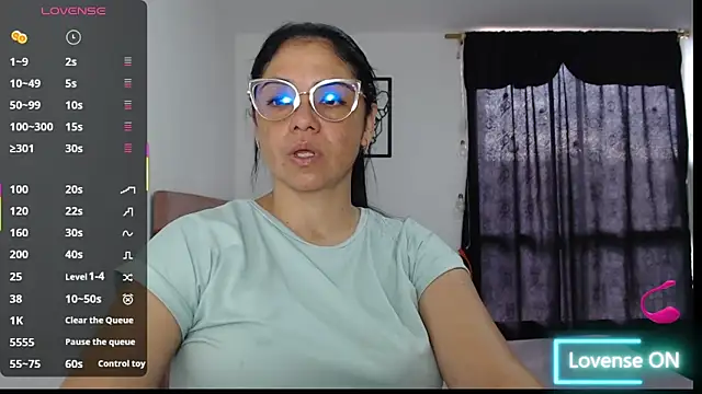 Snapshot of selena_ferri chatting on November 25, 8:42 pm selena ferri online show from November 25, 8:42 pm