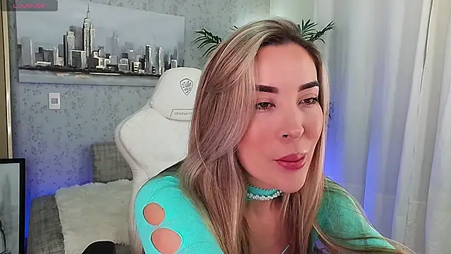 Snapshot of Alexa_seexy1 chatting on March 26, 12:17 am Alexa seexy1 online show from March 26, 12:17 am