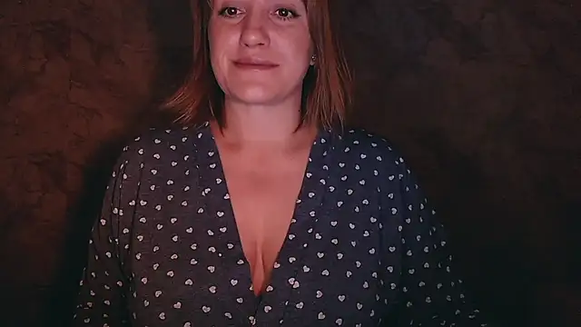 Snapshot of _letty_ chatting on July 5, 2:18 am letty online show from July 5, 2:18 am