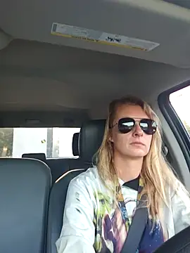 AsiaGoesPro online show from October 26, 12:00 pm