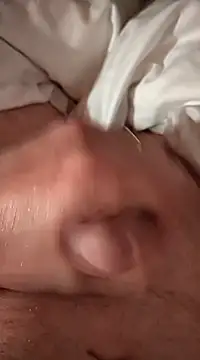 Snapshot of Slave_75 chatting on October 10, 8:19 pm Slave 75 online show from October 10, 8:19 pm