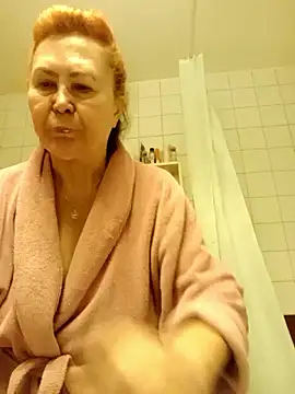 Hottie-Mom online show from February 27, 10:37 am