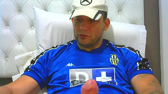 altenori112 online show from January 19, 2:26 am