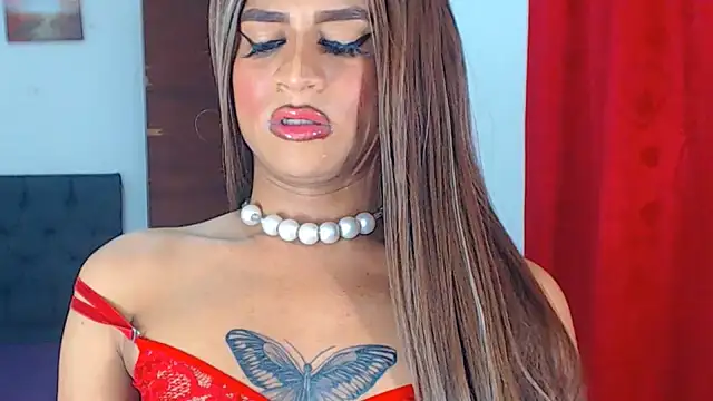 Snapshot of Valenntyna chatting on December 10, 3:52 am Valenntyna online show from December 10, 3:52 am