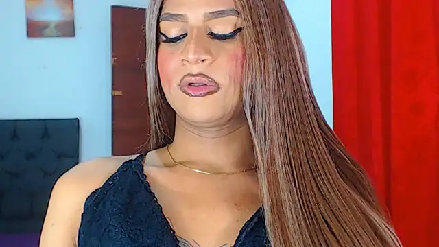 Snapshot of Valenntyna chatting on December 23, 1:40 am Valenntyna online show from December 23, 1:40 am