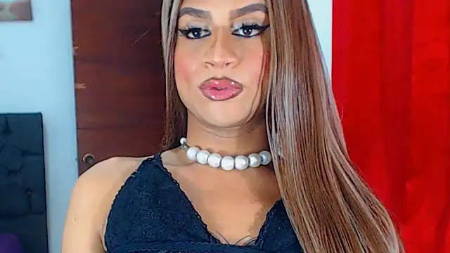 Snapshot of Valenntyna chatting on December 24, 2:54 am Valenntyna online show from December 24, 2:54 am