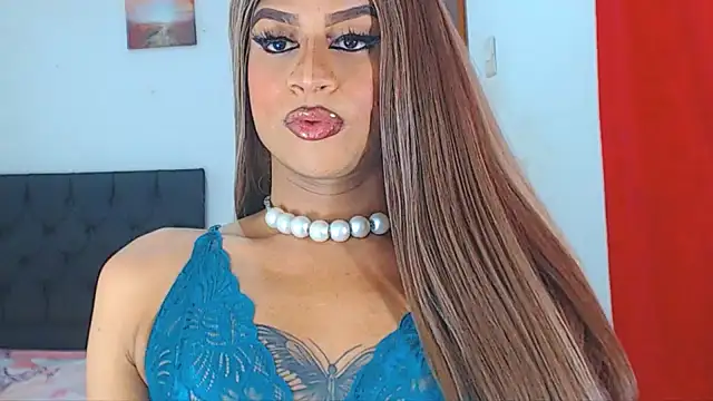 Snapshot of Valenntyna chatting on January 22, 3:31 am Valenntyna online show from January 22, 3:31 am