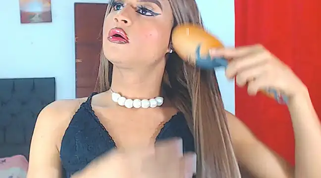 Snapshot of Valenntyna chatting on February 8, 6:12 pm Valenntyna online show from February 8, 6:12 pm