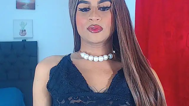 Snapshot of Valenntyna chatting on March 13, 12:05 am Valenntyna online show from March 13, 12:05 am