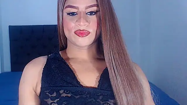 Snapshot of Valenntyna chatting on November 4, 6:18 pm Valenntyna online show from November 4, 6:18 pm