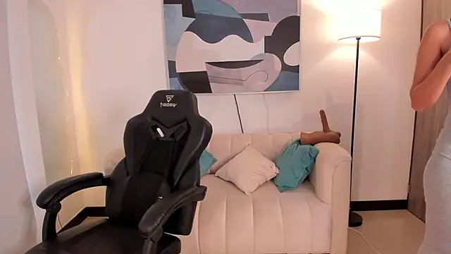 SaraParker  online show from November 24, 8:19 pm