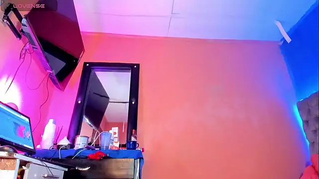 Snapshot of Sammybitchx chatting on October 14, 9:26 pm Sammybitchx online show from October 14, 9:26 pm