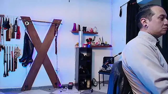 boy n girl online show from January 15, 10:06 am