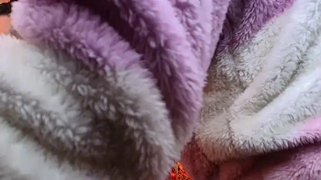 boy n girl online show from September 12, 9:42 am