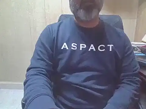 hairymaster95 online show from December 14, 6:19 am