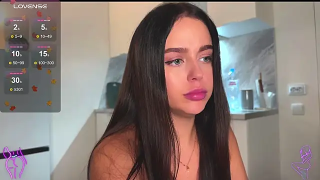 Megan Nilson online show from December 1, 8:53 pm