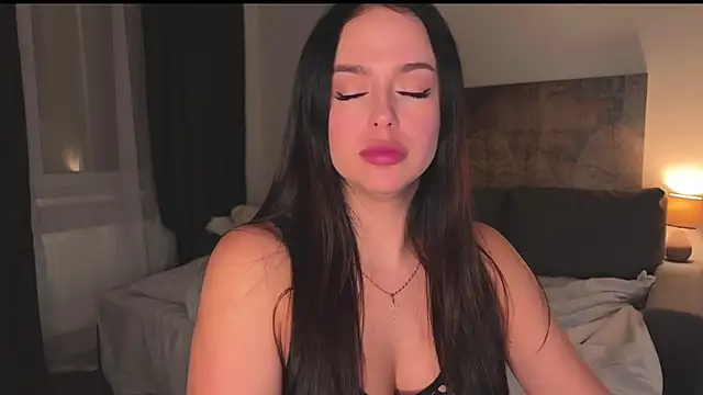 Megan Nilson online show from February 6, 6:24 pm