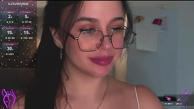 Megan Nilson online show from February 17, 9:52 pm