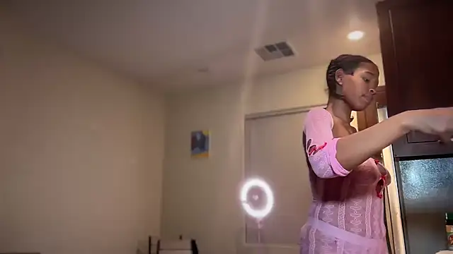 Cum2Charm online show from January 8, 5:21 am