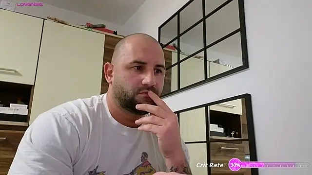 moonjoey online show from November 13, 1:10 pm