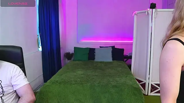 AlisaAleksandr online show from October 10, 10:58 am