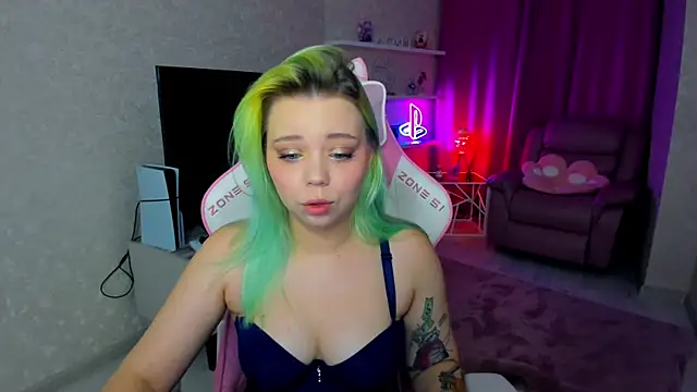 EnergyBunny 1 online show from November 9, 7:12 pm