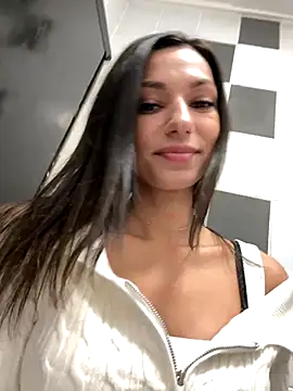 Snapshot of _MiaQueen_ chatting on October 4, 7:23 pm  MiaQueen  online show from October 4, 7:23 pm