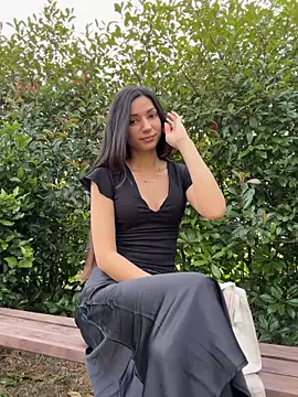  MiaQueen  online show from May 31, 3:19 pm