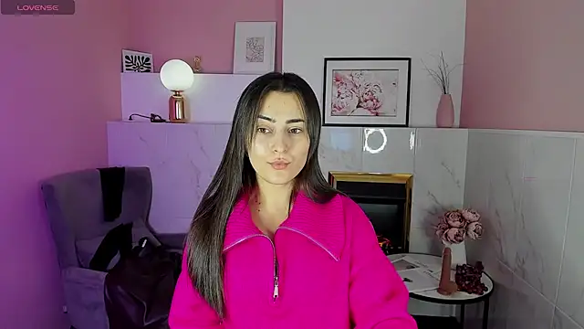 KylieMellow online show from February 2, 5:42 am