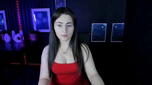 KylieMellow online show from March 16, 5:36 am