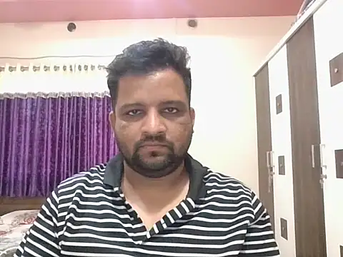 Snapshot of dhruv_love chatting on December 3, 8:34 am dhruv love online show from December 3, 8:34 am