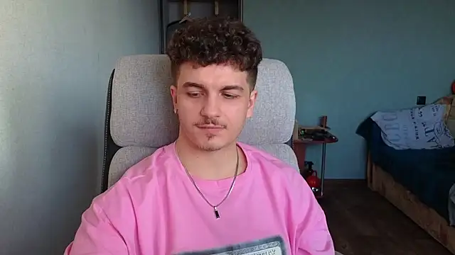 Remy Miles online show from February 19, 2:13 pm