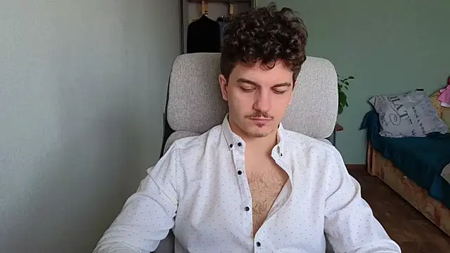 Remy Miles online show from March 27, 5:57 am