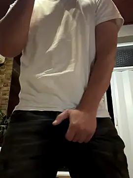 Snapshot of KriszianZaz chatting on November 4, 9:14 pm KriszianZaz online show from November 4, 9:14 pm