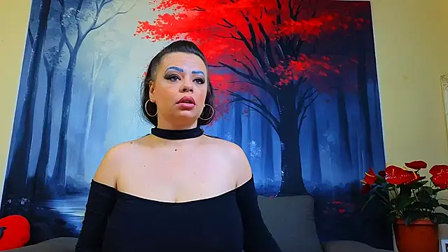 ElizabethEven online show from February 17, 8:15 pm