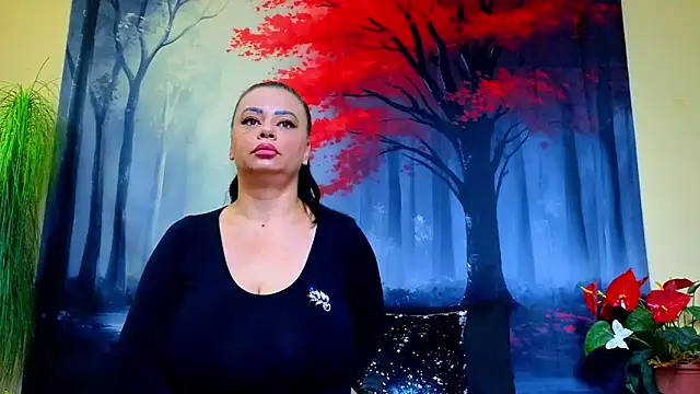 ElizabethEven online show from October 14, 9:04 pm