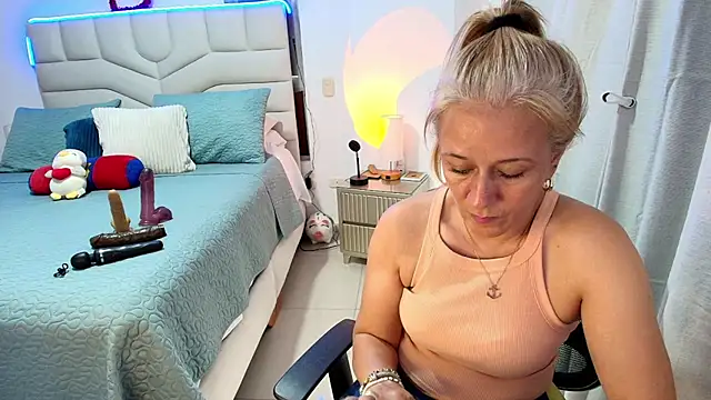 Naty Stone online show from July 24, 9:02 pm