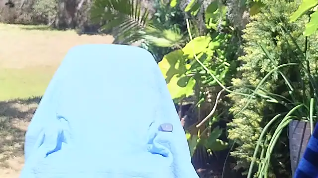 Snapshot of eliberator1777 chatting on March 2, 6:40 pm eliberator1777 online show from March 2, 6:40 pm