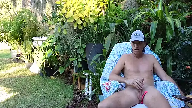 Snapshot of eliberator1777 chatting on November 8, 8:51 pm eliberator1777 online show from November 8, 8:51 pm