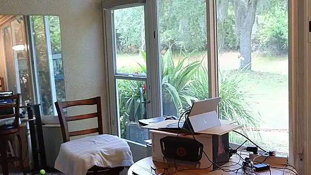 Snapshot of eliberator1777 chatting on May 3, 5:41 pm eliberator1777 online show from May 3, 5:41 pm