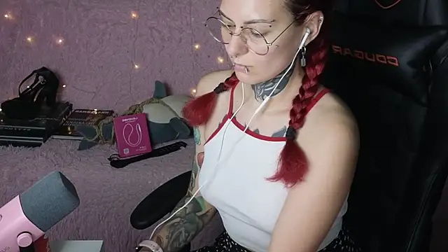 Ginger Stay online show from September 17, 9:38 pm