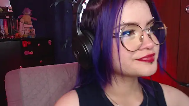 Snapshot of Raventh_ chatting on September 26, 4:11 pm Raventh online show from September 26, 4:11 pm