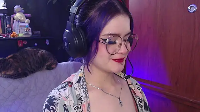 Snapshot of Raventh_ chatting on September 30, 4:23 pm Raventh online show from September 30, 4:23 pm