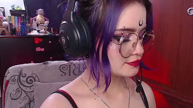 Snapshot of Raventh_ chatting on October 28, 2:31 pm Raventh online show from October 28, 2:31 pm