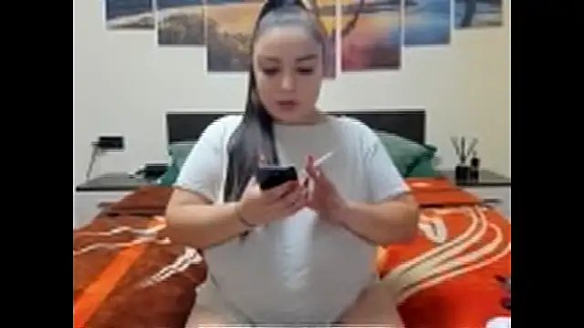 Snapshot of adelline chatting on January 12, 10:01 pm adelline online show from January 12, 10:01 pm