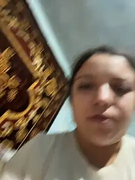 Snapshot of adelline chatting on October 14, 5:25 pm adelline online show from October 14, 5:25 pm